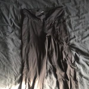 WOMEN'S 19" CAPRI LEGGING WITH POCKETS FOR WINTER